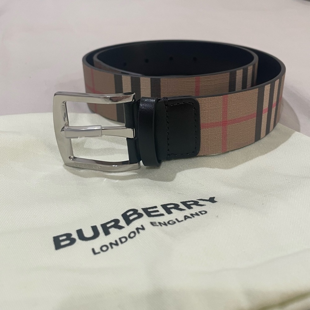 Burberry Vintage Check and Leather Belt